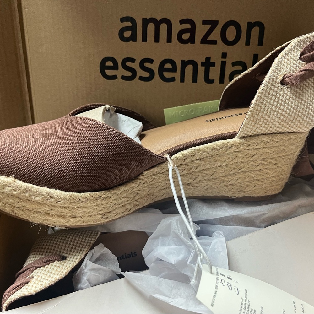 Amazon Essentials Brown Espadrille Flats